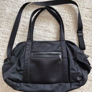 Lululemon duffel gym bag